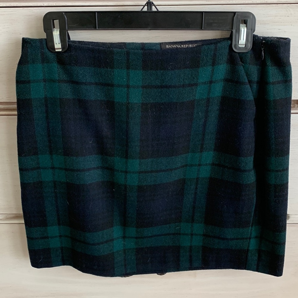 Banana Republic plaid mini skirt.
